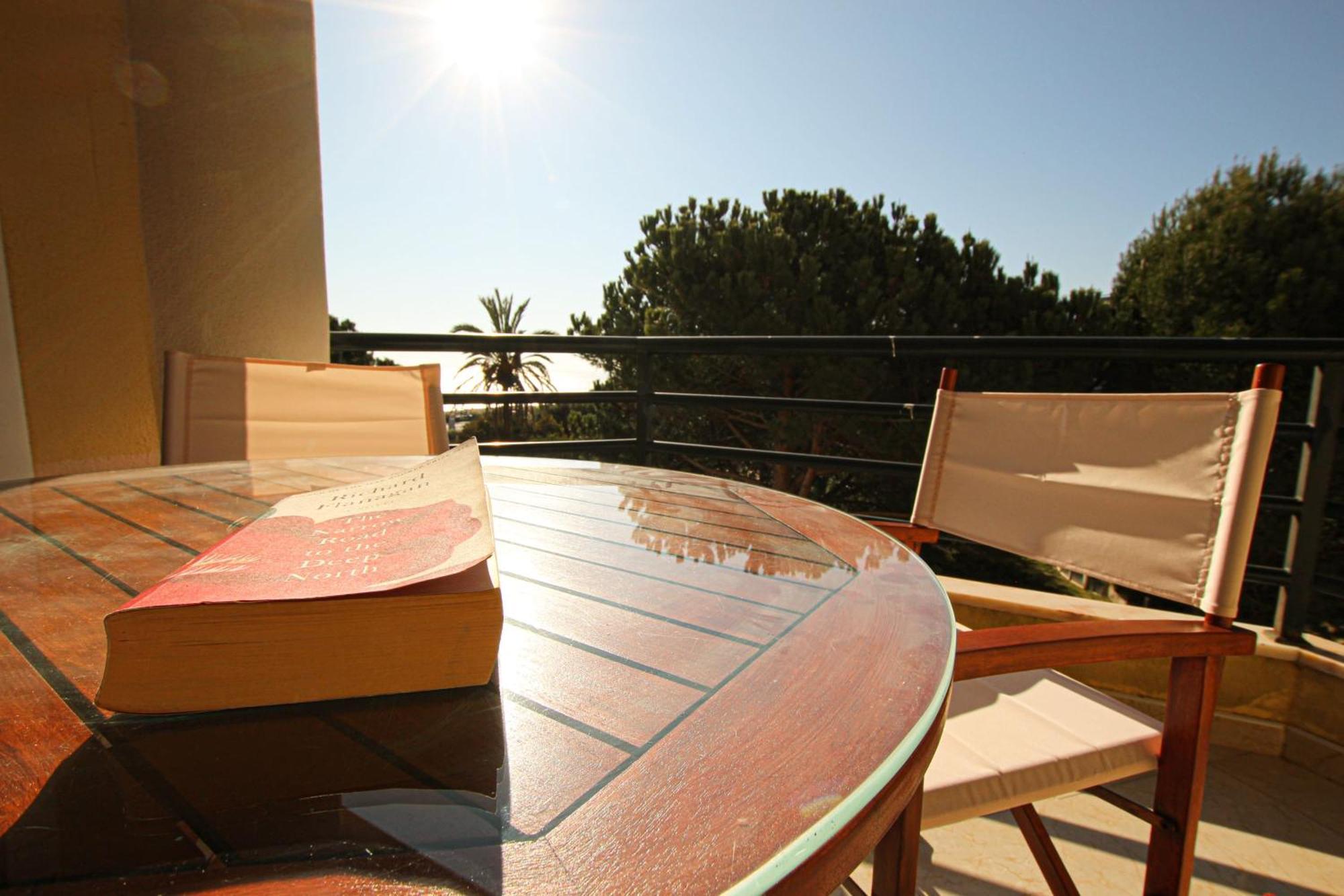 Appartement Ocean V In With Sea View And Pool, Sleeps 4 Cascais